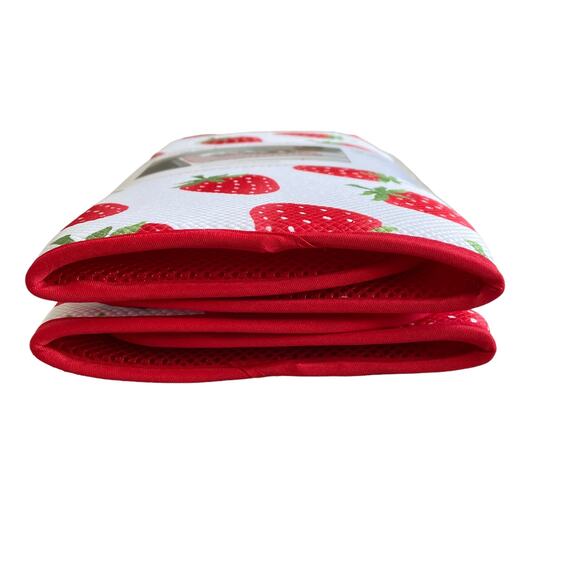 HOUSE & GARDEN Strawberry Dish Drying Mats Red & White 16x22 Set of 2 NEW - Picture 5 of 12